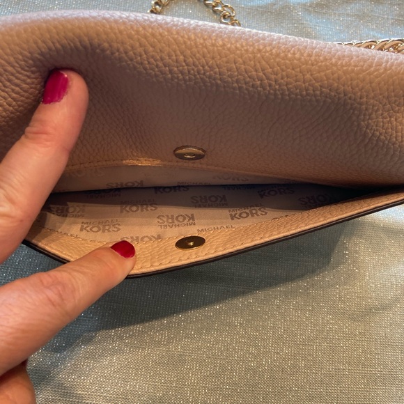 Michael Kors bag - Picture 6 of 12